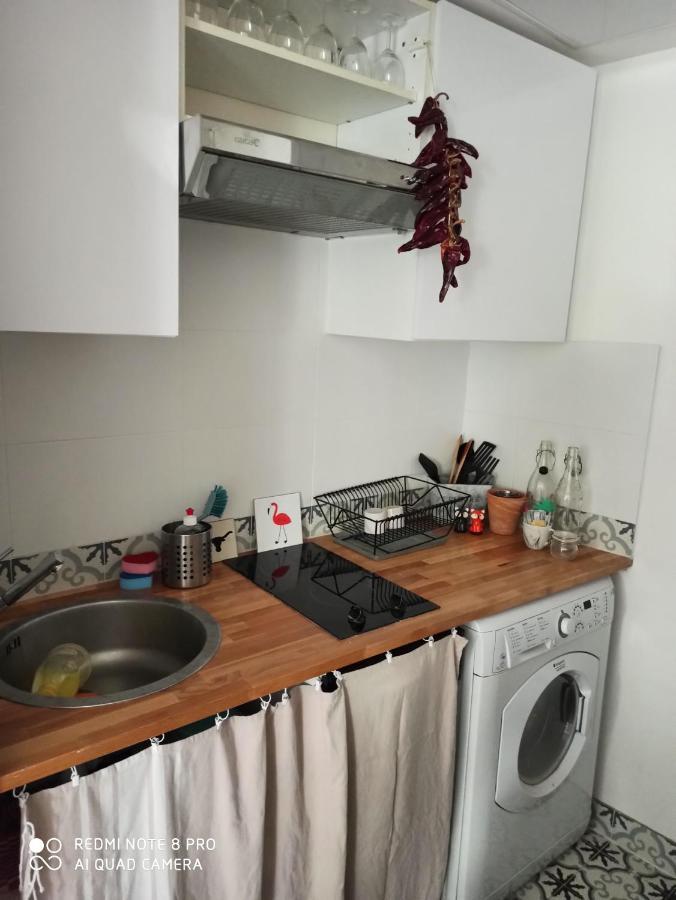 Joli Appartement Nicois En Bord De Mer Nizza Exterior foto